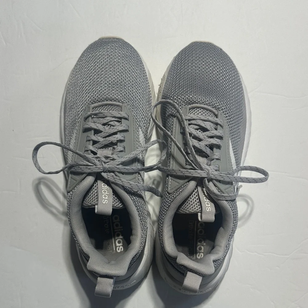 adidas Questar Drive Grey and white mesh Athletic Sneakers ortholite float sz 8